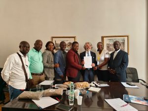 Cooperazione economica Italia-Uganda: Siglato Memorandum d’Intesa ItalAfrica-Agritrade Uganda